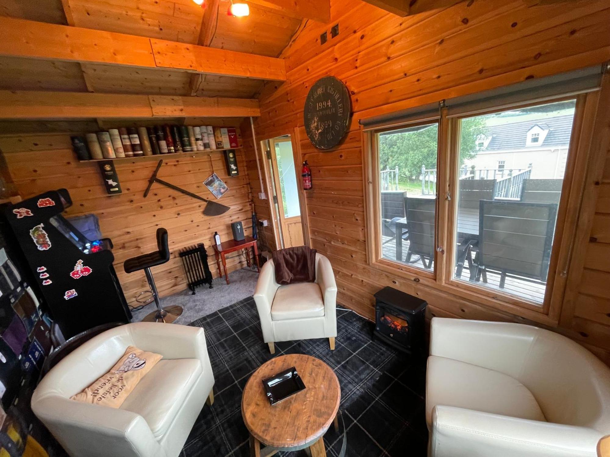The Gables Whisky B&B Dufftown Exterior photo